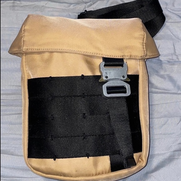 1017 ALYX 9SM Military Shoulder Bag - Picture 3 of 6